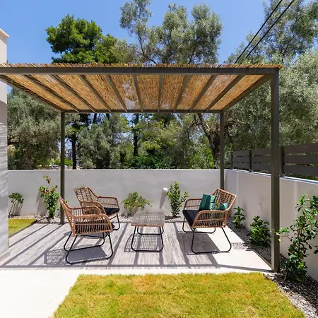 La Lucciola Hotel de apartamente Lefkáda