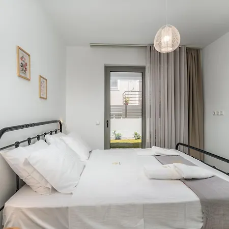 La Lucciola Hotel de apartamente